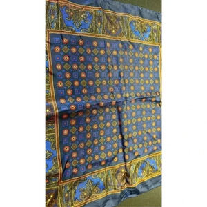 Vintage Marshall Fields Womens Blue Geometric‎ Made in Italy All Silk Scarf NWT